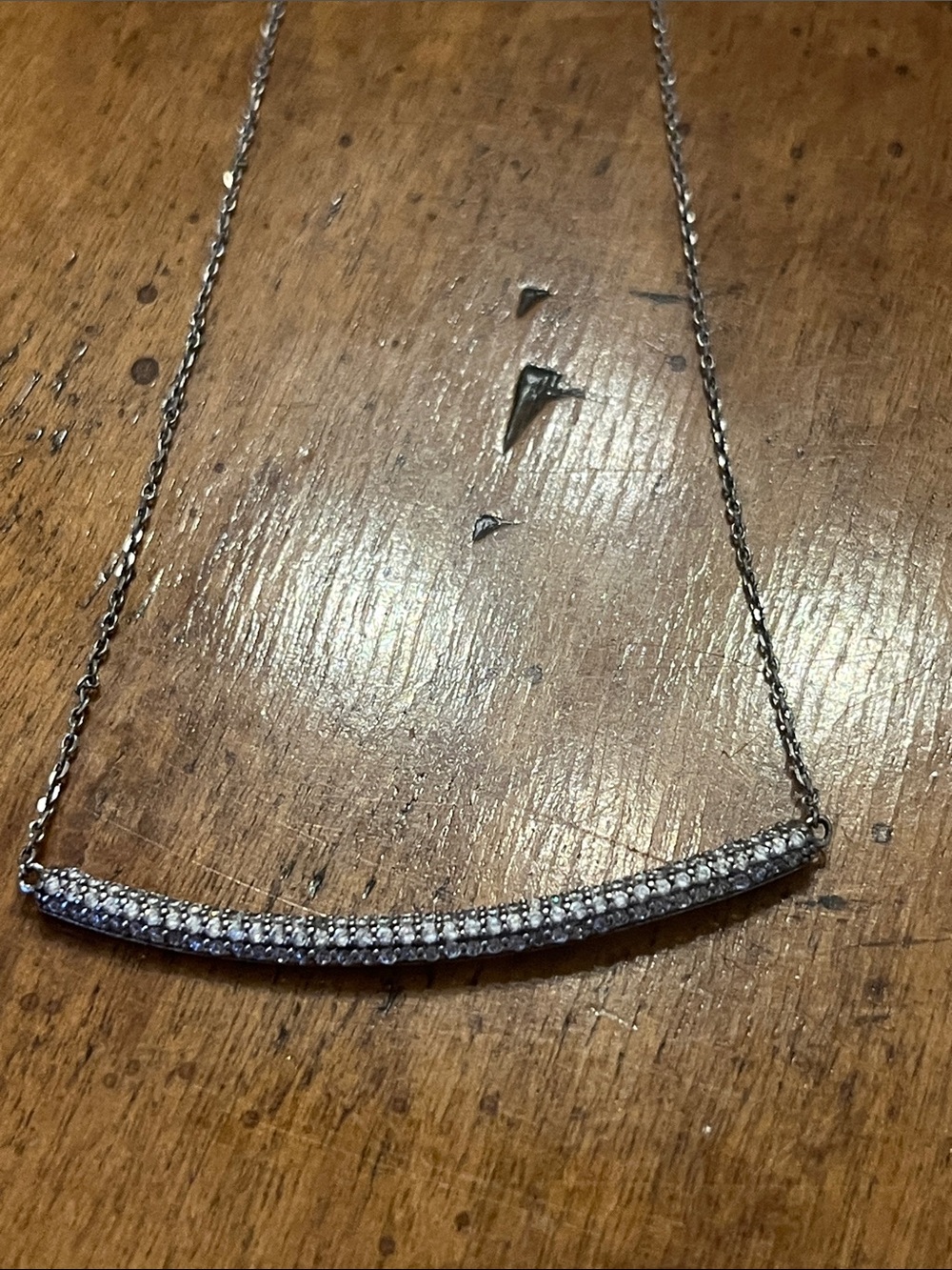 Stunning Sterling Silver Curved Diamond-Cut Bar Necklace with cz